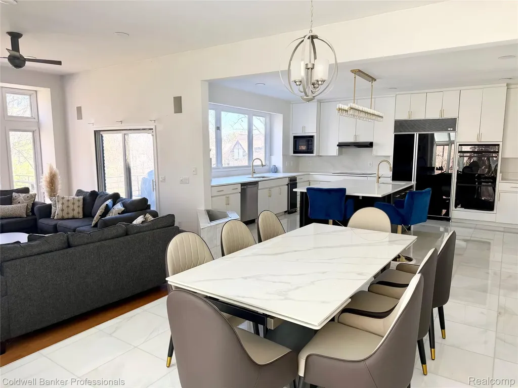 4692 W Wickford Bloomfield Hills City MI 48302