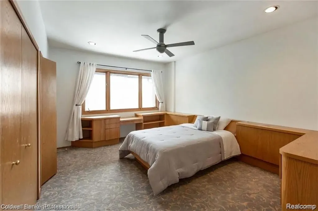 4692 W Wickford Bloomfield Hills City MI 48302