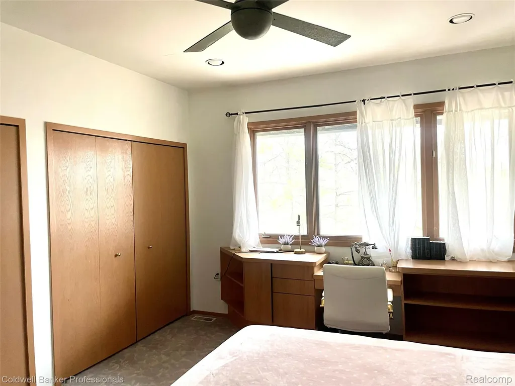 4692 W Wickford Bloomfield Hills City MI 48302