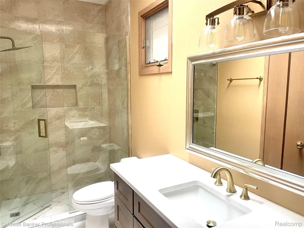 4692 W Wickford Bloomfield Hills City MI 48302
