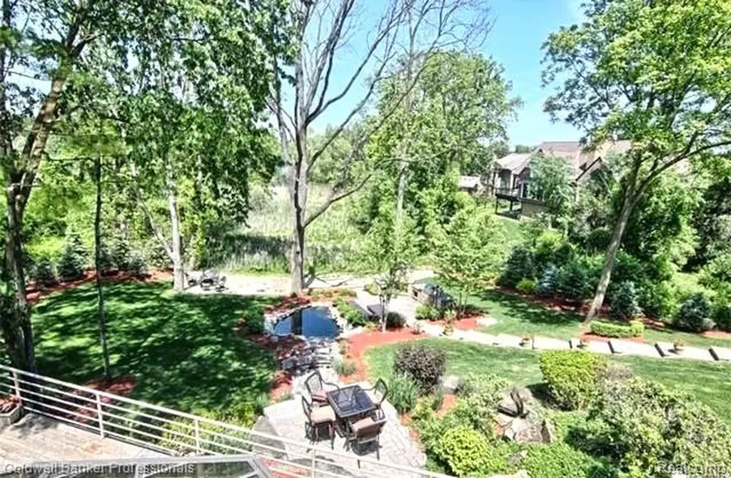 4692 W Wickford Bloomfield Hills City MI 48302