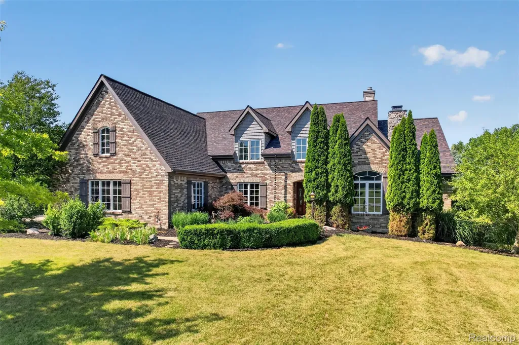 5372 Stone Garden Drive Marion Township MI 48843