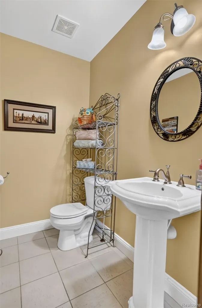 5372 Stone Garden Drive Marion Township MI 48843