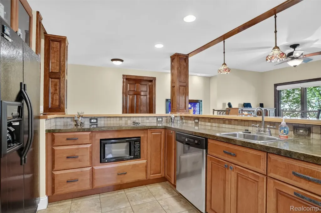 5372 Stone Garden Drive Marion Township MI 48843