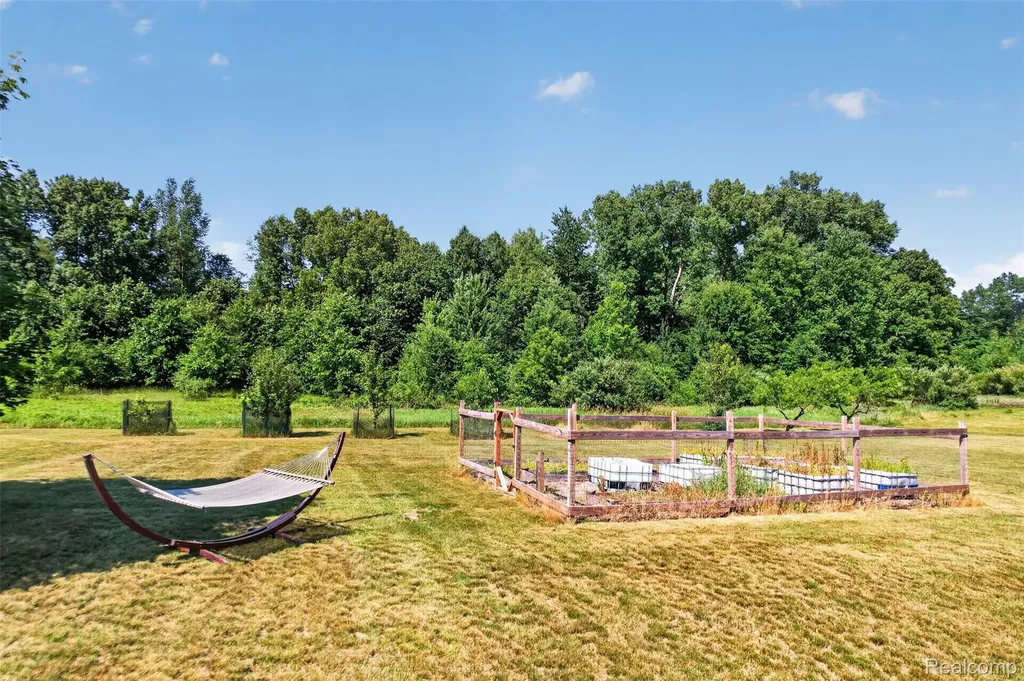 5372 Stone Garden Drive Marion Township MI 48843