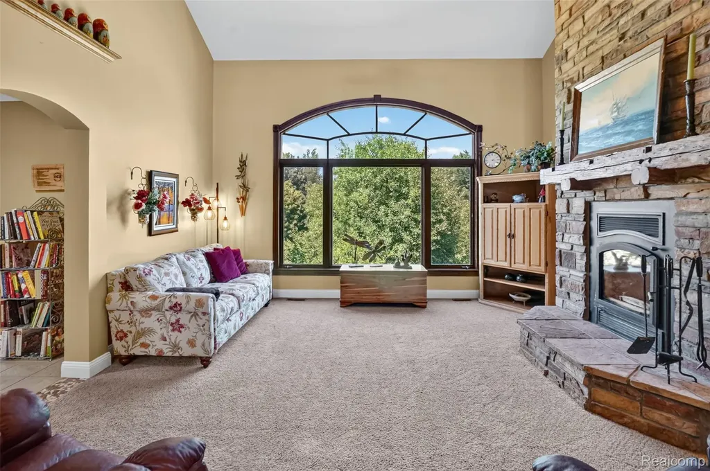 5372 Stone Garden Drive Marion Township MI 48843