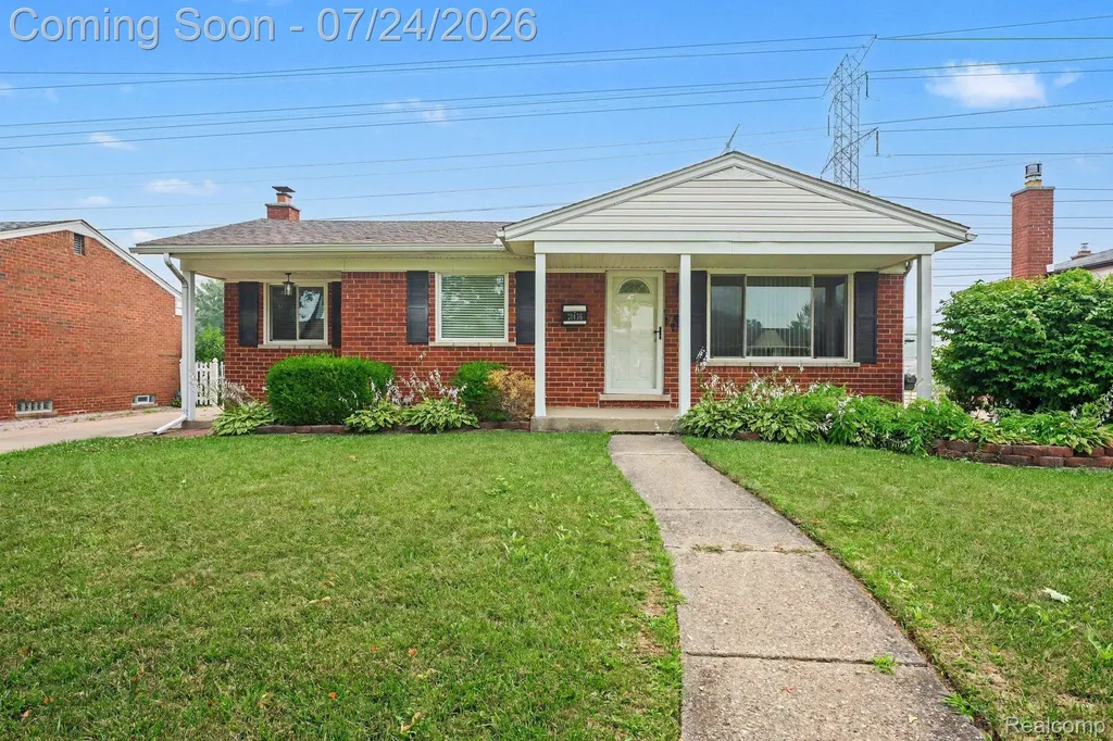 31436 Palomino Drive Warren City MI 48093
