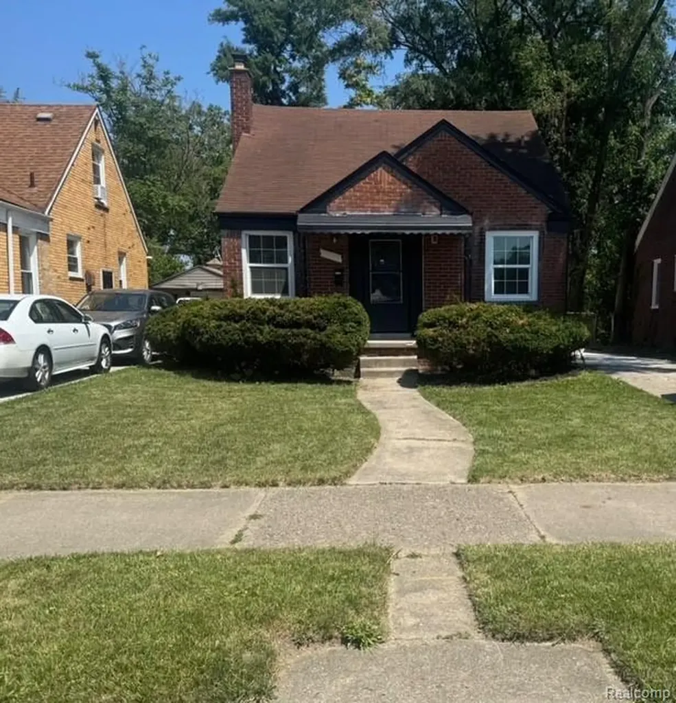 10006 Auburn Street Detroit City MI 48228