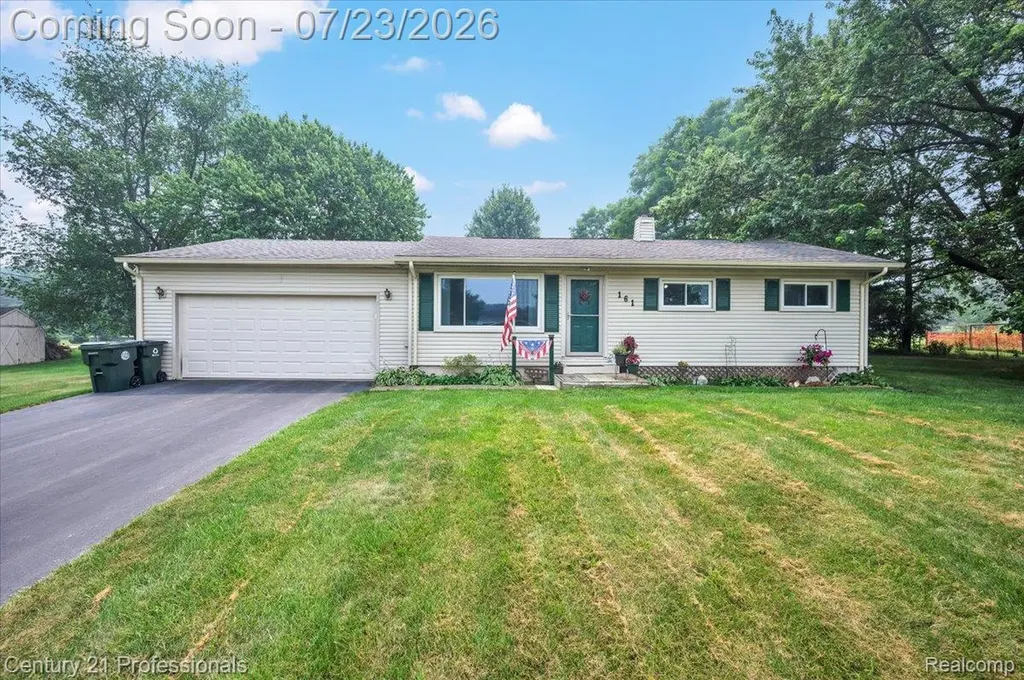161 Eastview Street Orion Charter Township MI 48362