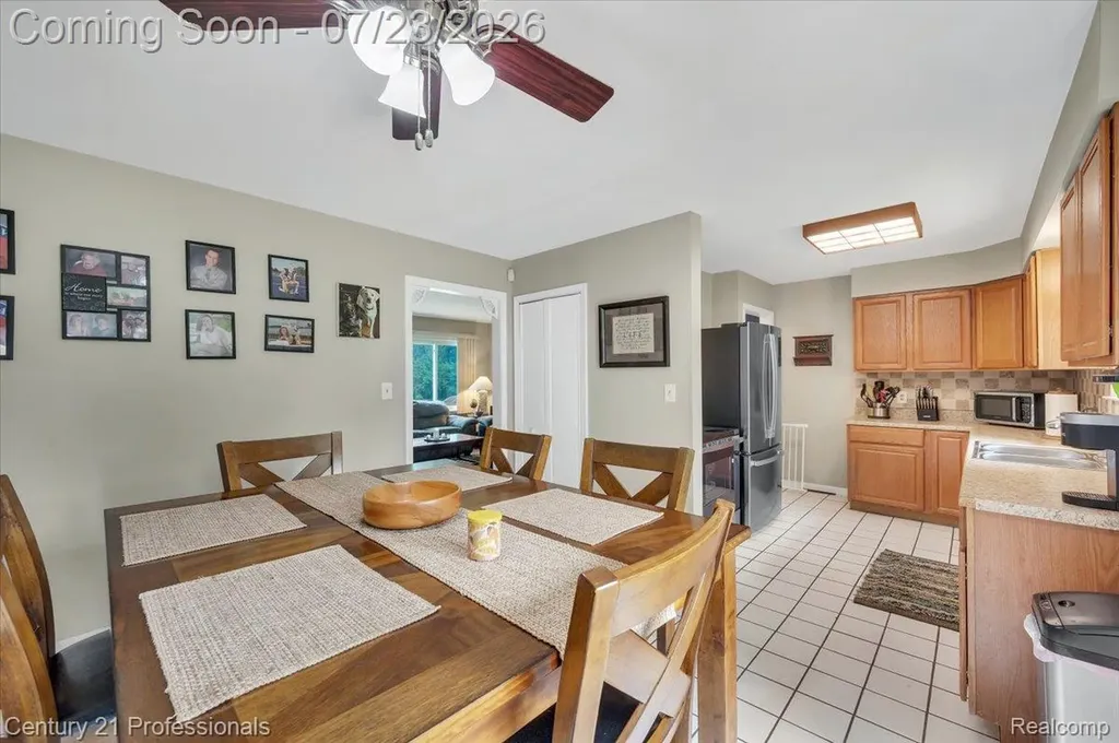 161 Eastview Street Orion Charter Township MI 48362