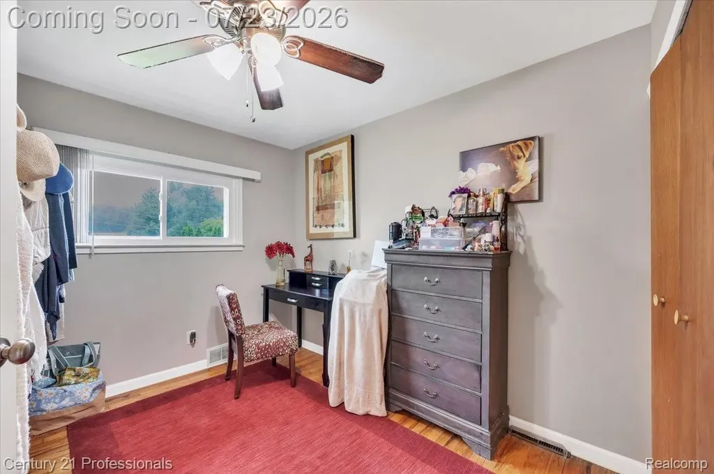 161 Eastview Street Orion Charter Township MI 48362
