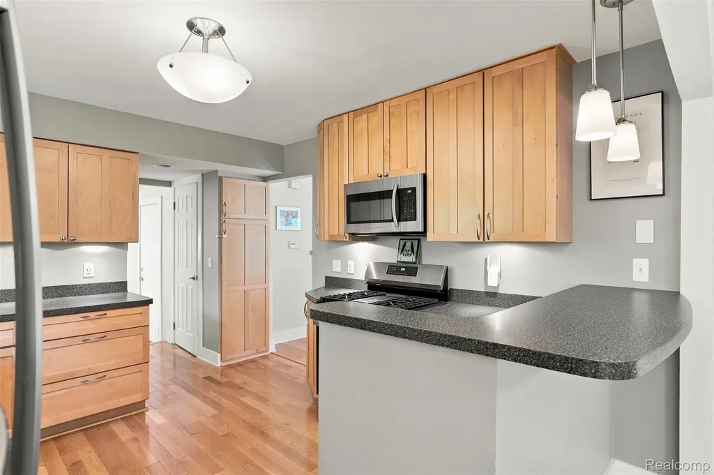 3475 Yellowstone Drive Ann Arbor City MI 48105