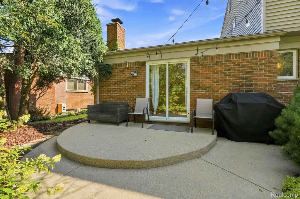 3475 Yellowstone Drive Ann Arbor City MI 48105