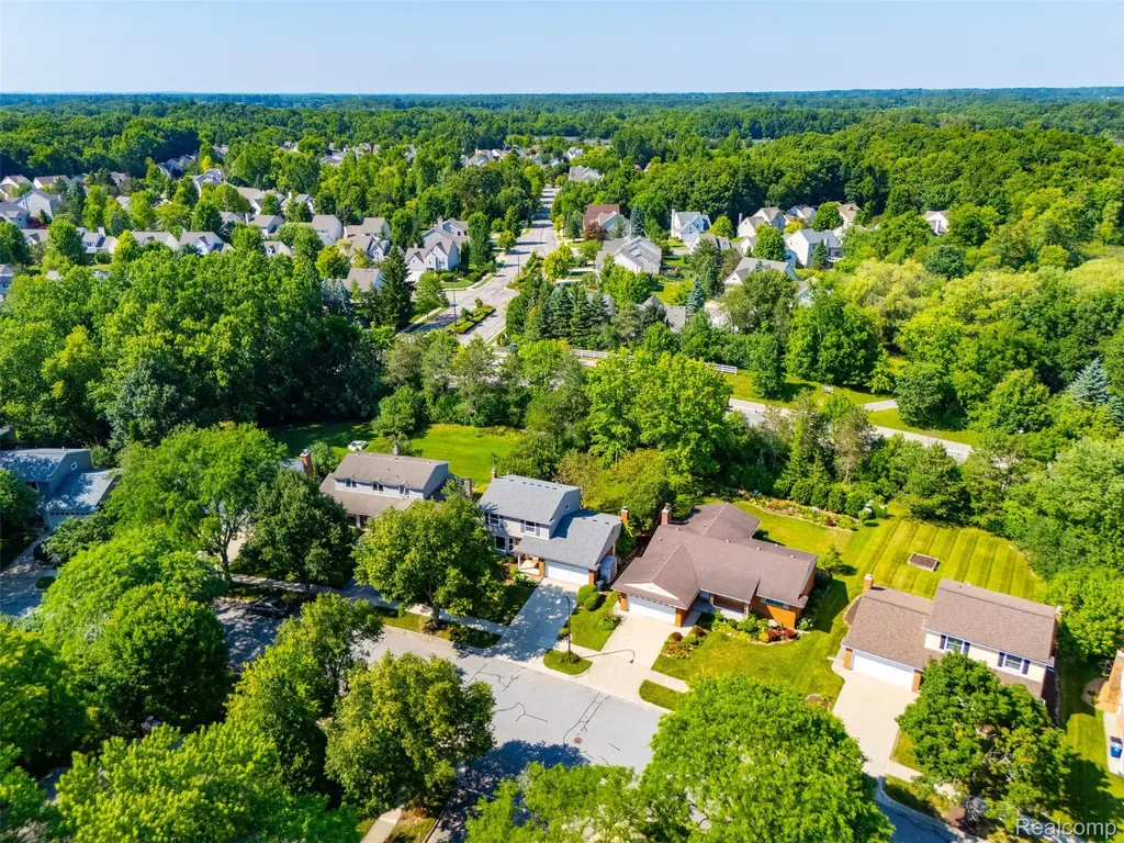 3475 Yellowstone Drive Ann Arbor City MI 48105