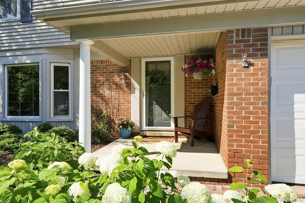 3475 Yellowstone Drive Ann Arbor City MI 48105
