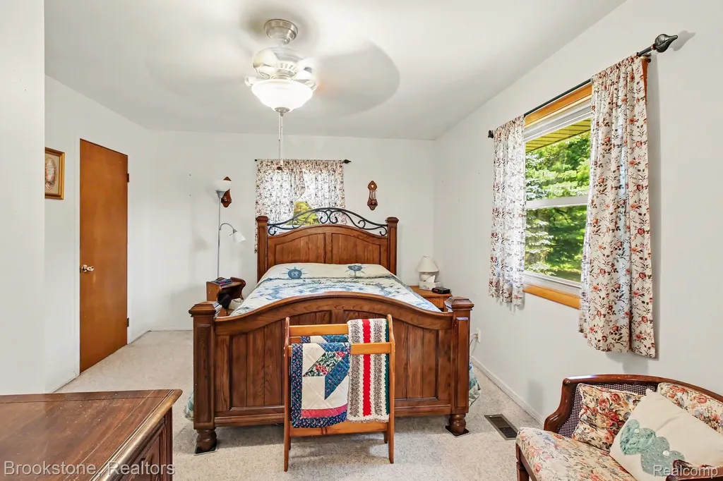 4555 Lonsberry Road Marathon Township MI 48421