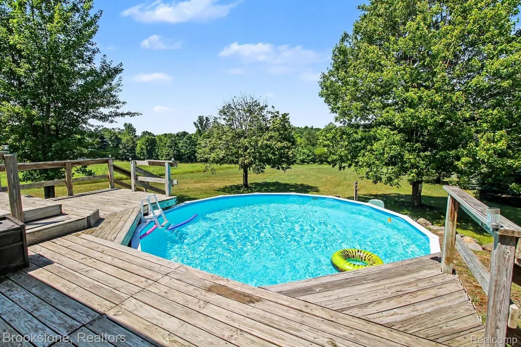 4555 Lonsberry Road Marathon Township MI 48421