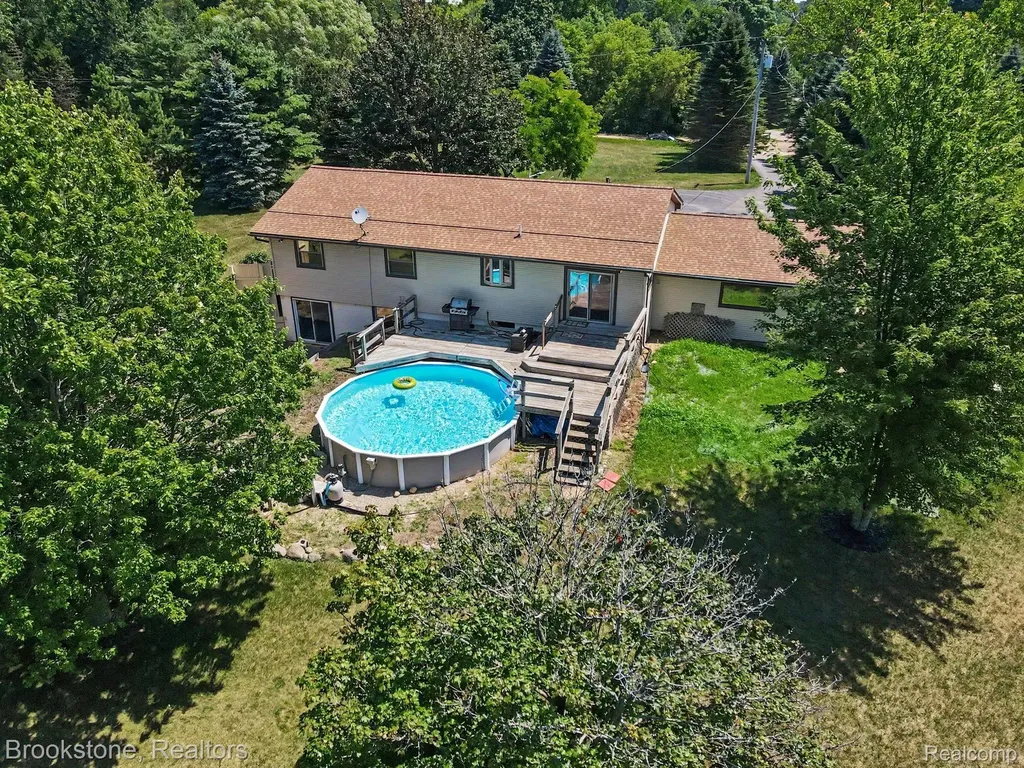 4555 Lonsberry Road Marathon Township MI 48421