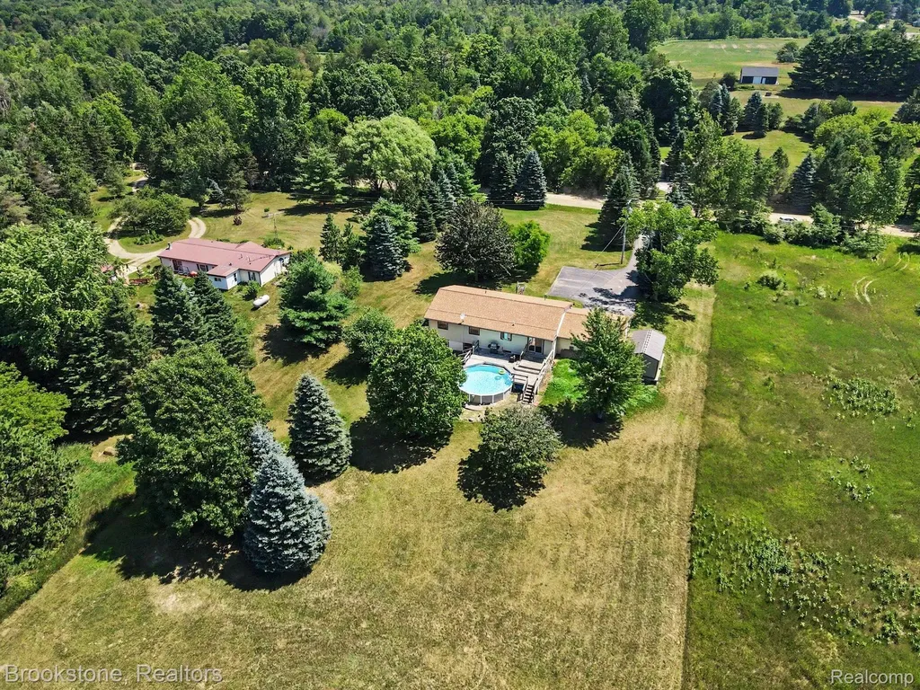 4555 Lonsberry Road Marathon Township MI 48421