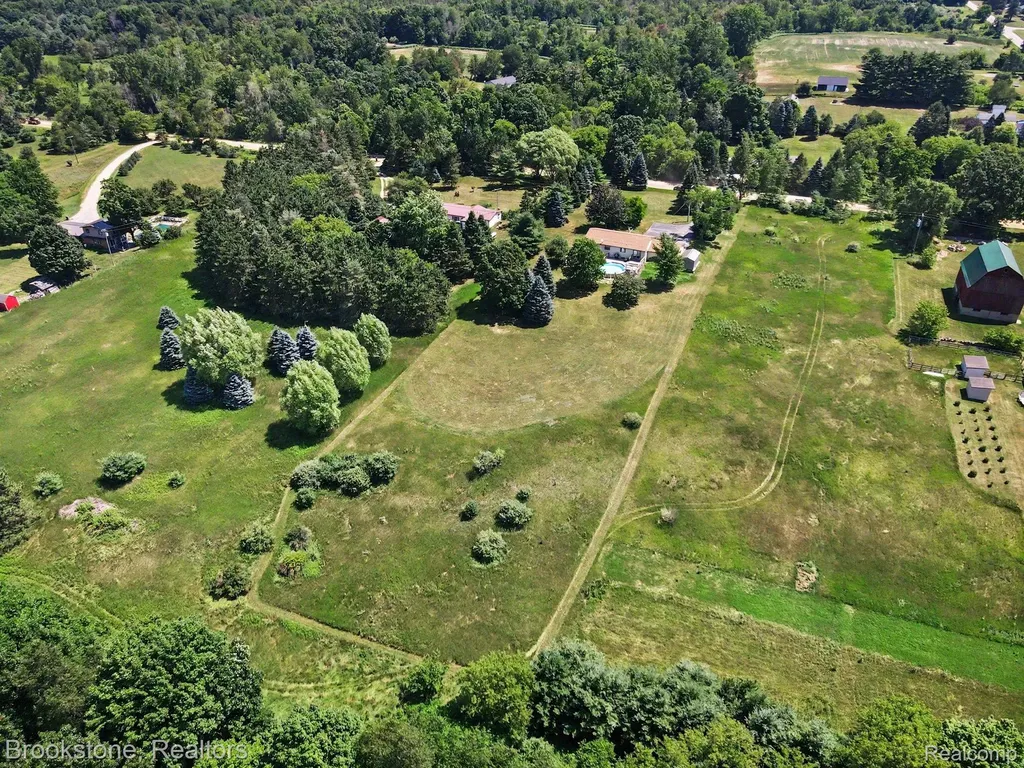 4555 Lonsberry Road Marathon Township MI 48421