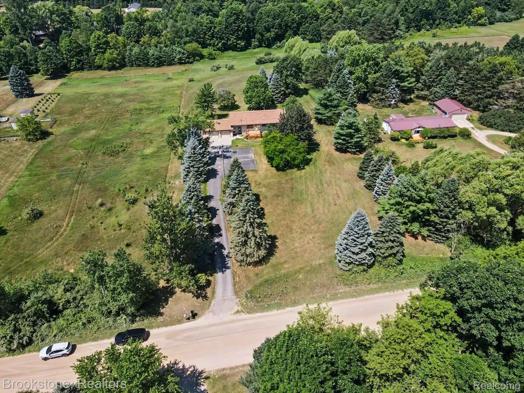 4555 Lonsberry Road Marathon Township MI 48421