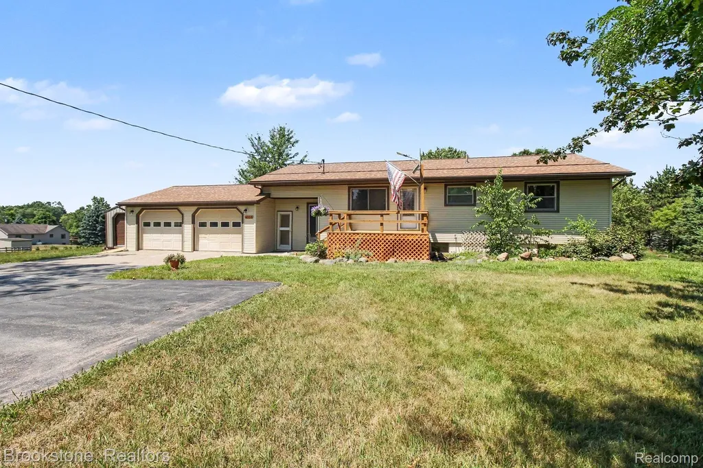 4555 Lonsberry Road Marathon Township MI 48421
