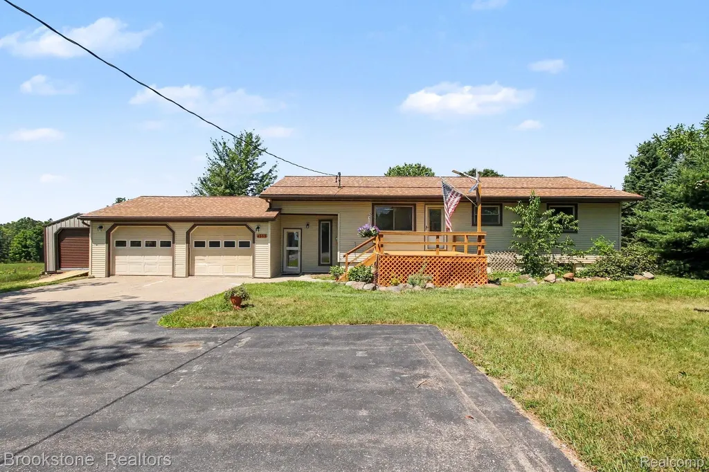 4555 Lonsberry Road Marathon Township MI 48421