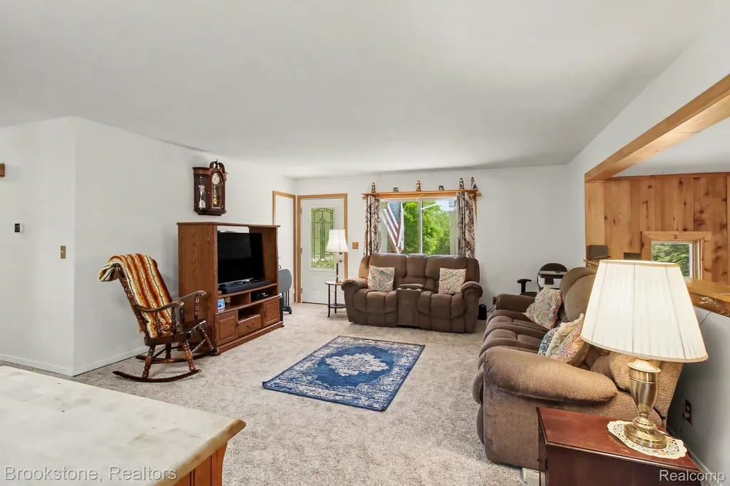 4555 Lonsberry Road Marathon Township MI 48421