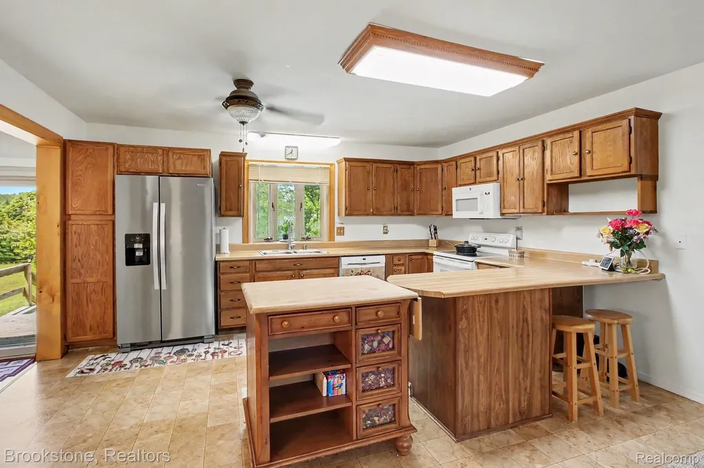 4555 Lonsberry Road Marathon Township MI 48421