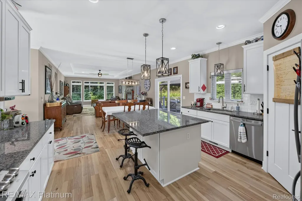 2676 Crooked Lake Road Genoa Township MI 48843