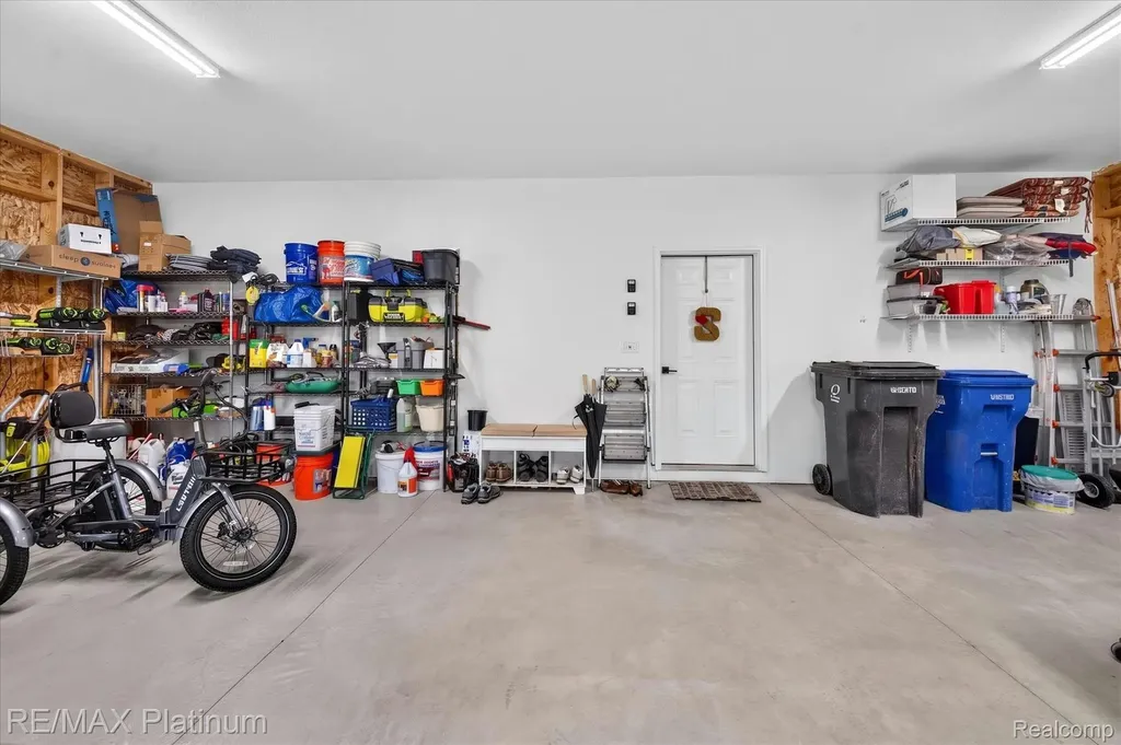 2676 Crooked Lake Road Genoa Township MI 48843