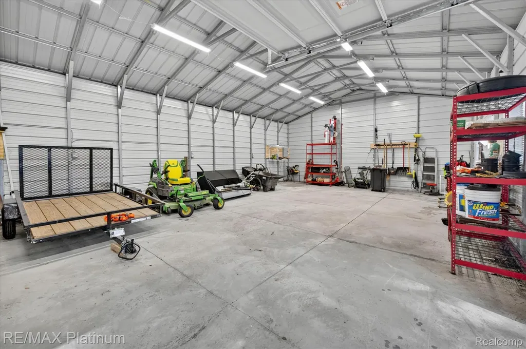 2676 Crooked Lake Road Genoa Township MI 48843