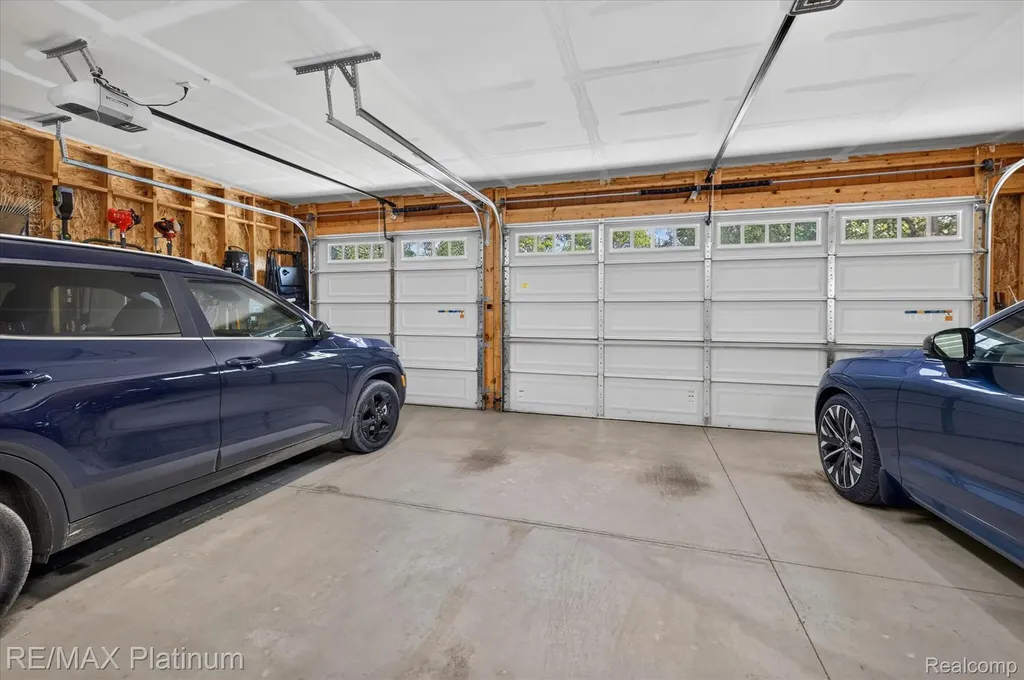 2676 Crooked Lake Road Genoa Township MI 48843