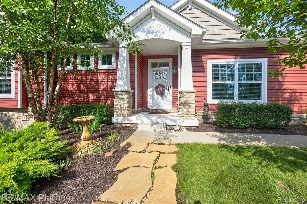 2676 Crooked Lake Road Genoa Township MI 48843