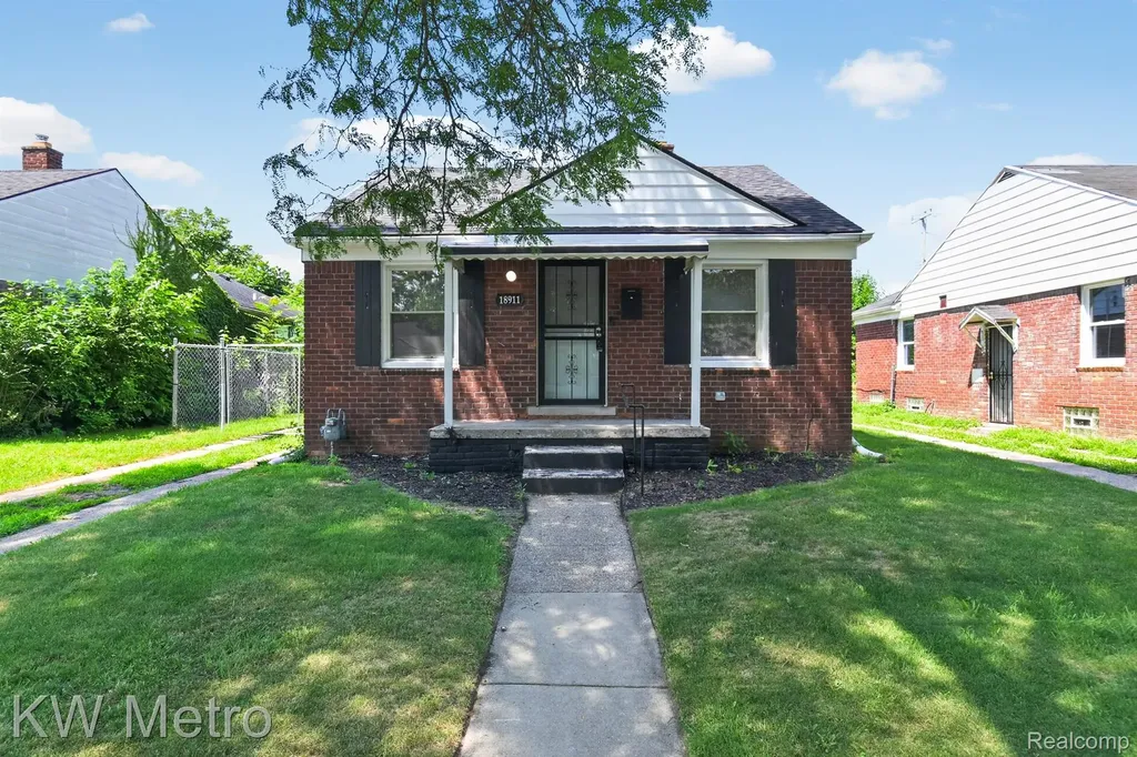 18911 Oakfield Street Detroit City MI 48235
