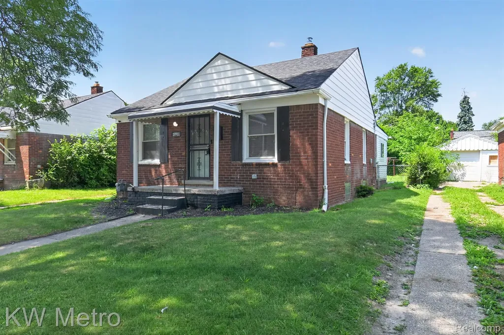 18911 Oakfield Street Detroit City MI 48235