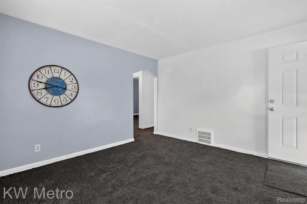 18911 Oakfield Street Detroit City MI 48235