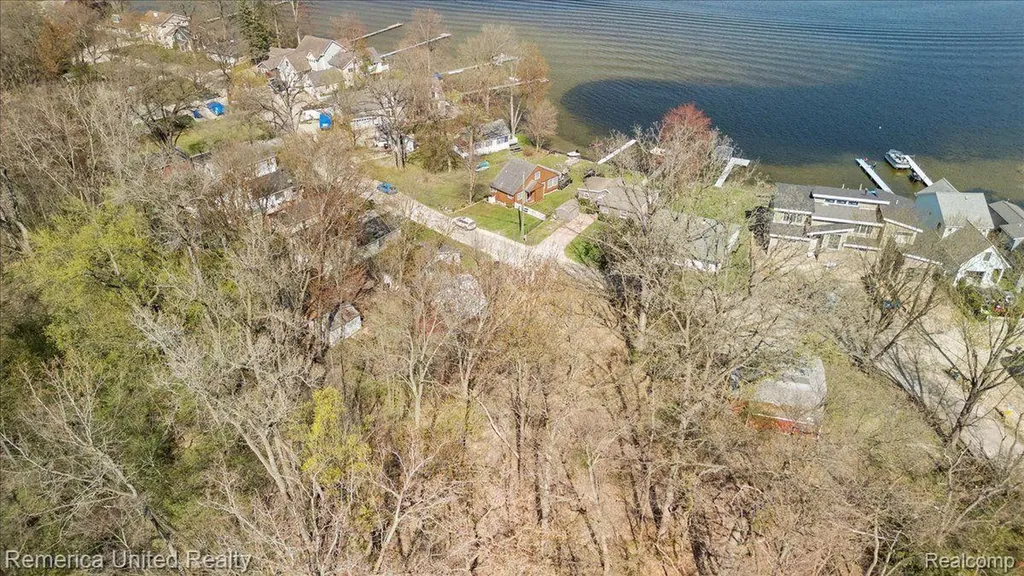9623 Winston Dexter Township MI 48169