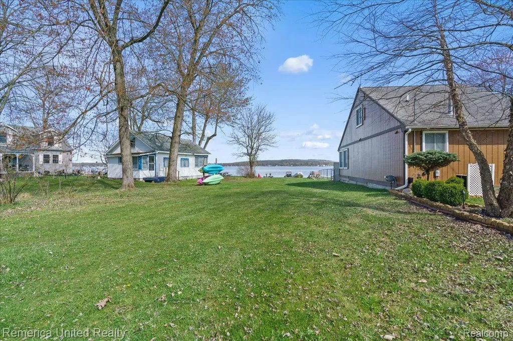 9623 Winston Dexter Township MI 48169