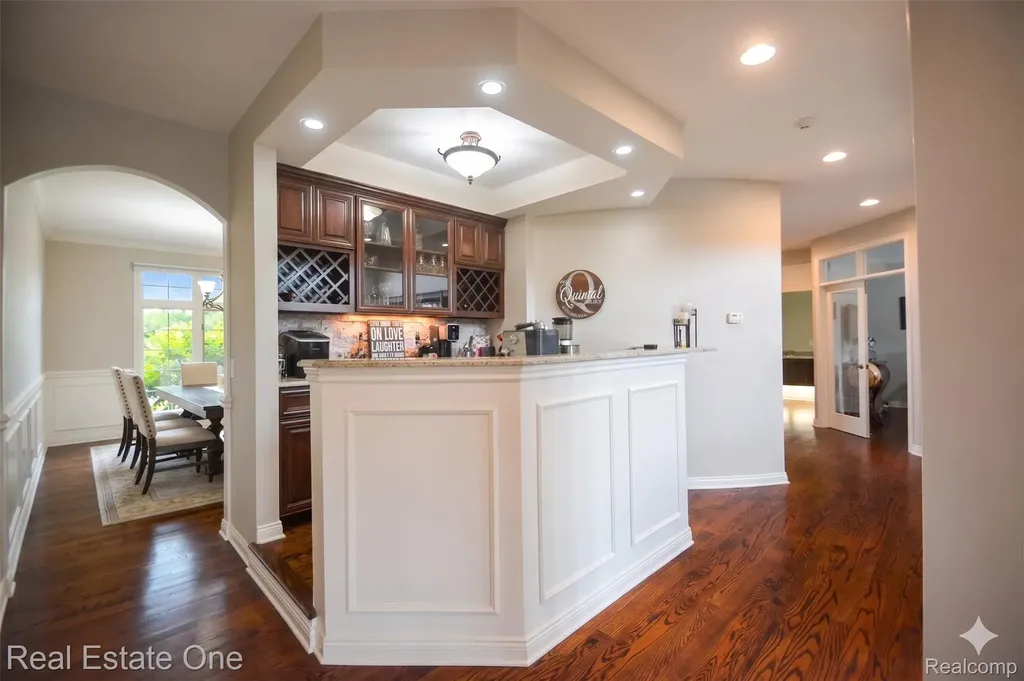 1576 Galena Rochester Hills City MI 48306
