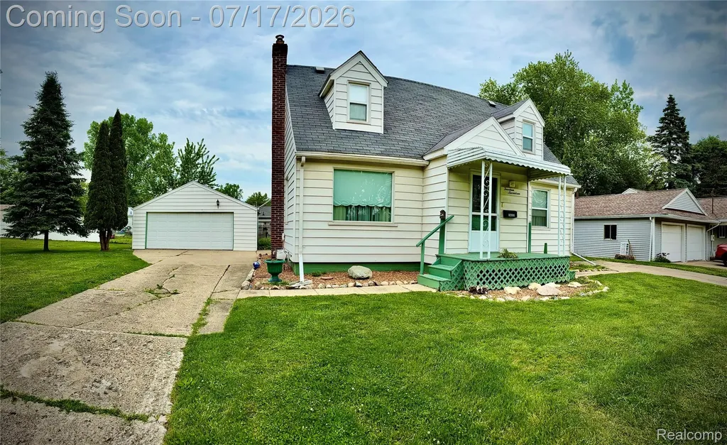 1417 Proper Avenue Burton City MI 48529