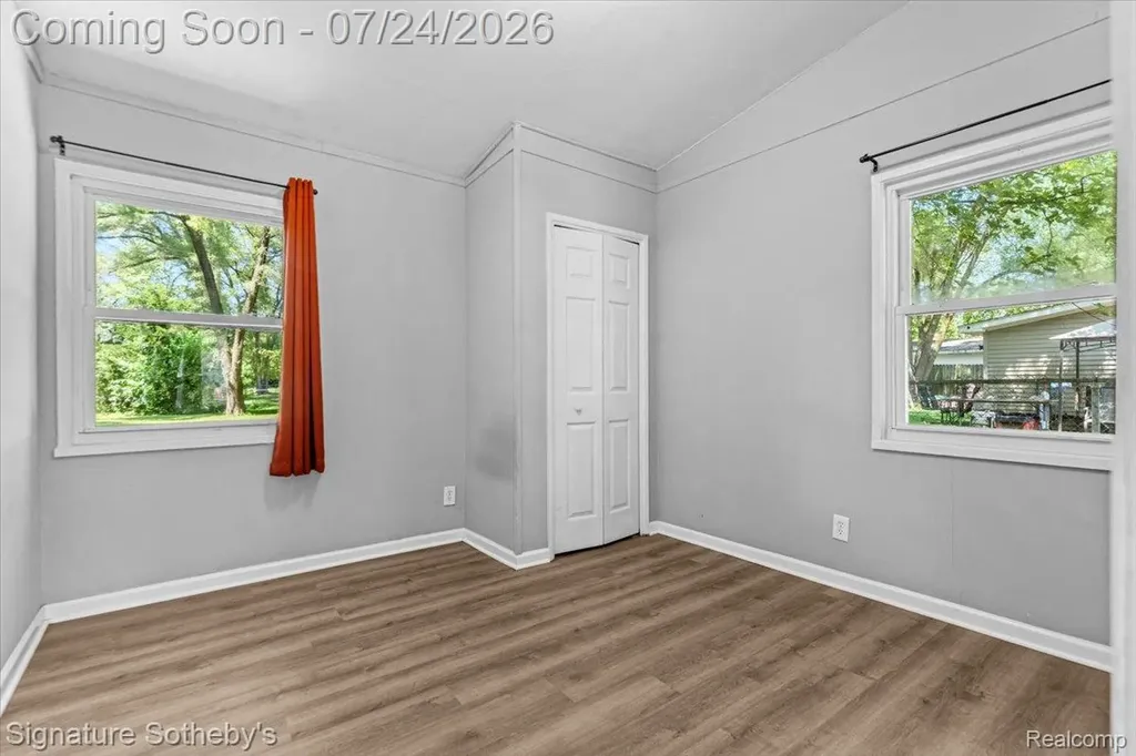 6280 Beth Green Oak Township MI 48116