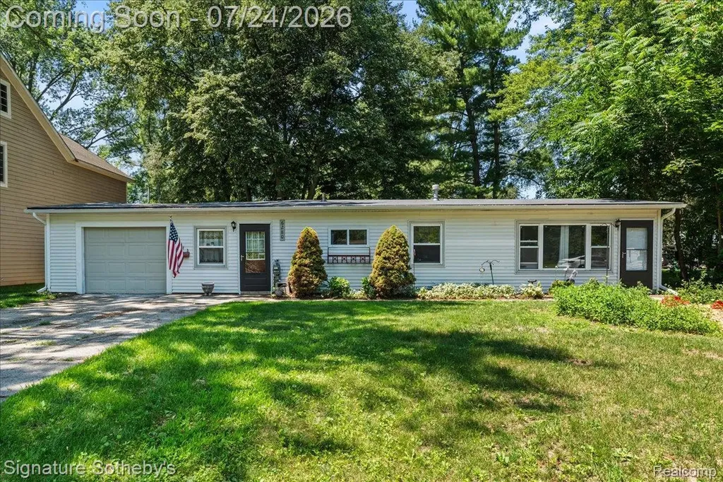 6280 Beth Green Oak Township MI 48116
