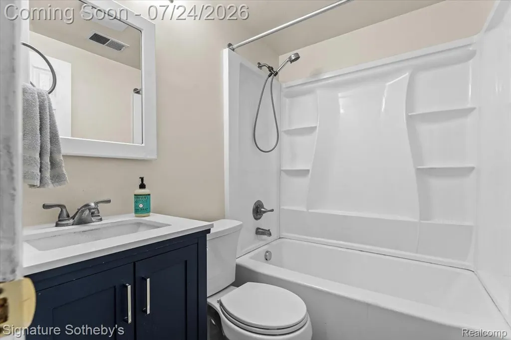 6280 Beth Green Oak Township MI 48116