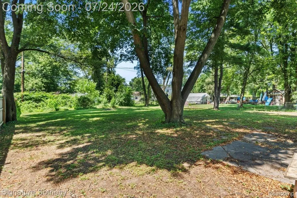 6280 Beth Green Oak Township MI 48116