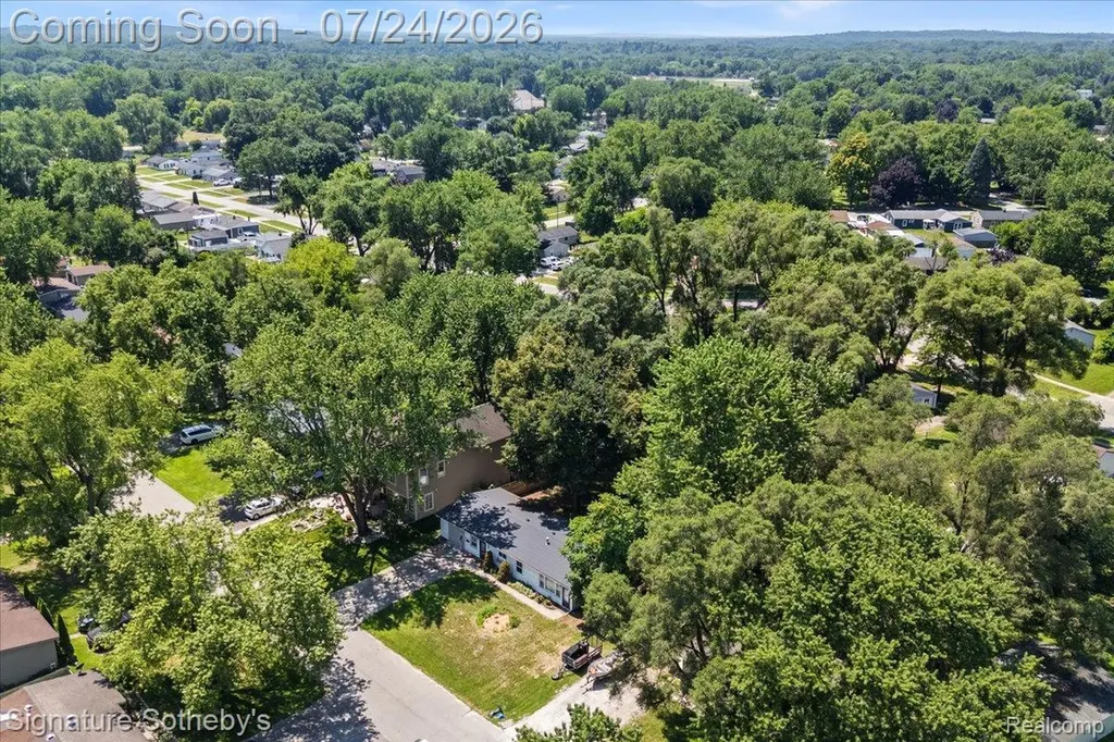6280 Beth Green Oak Township MI 48116