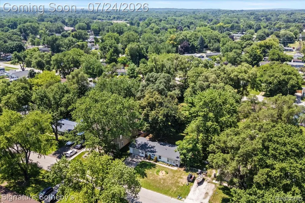 6280 Beth Green Oak Township MI 48116