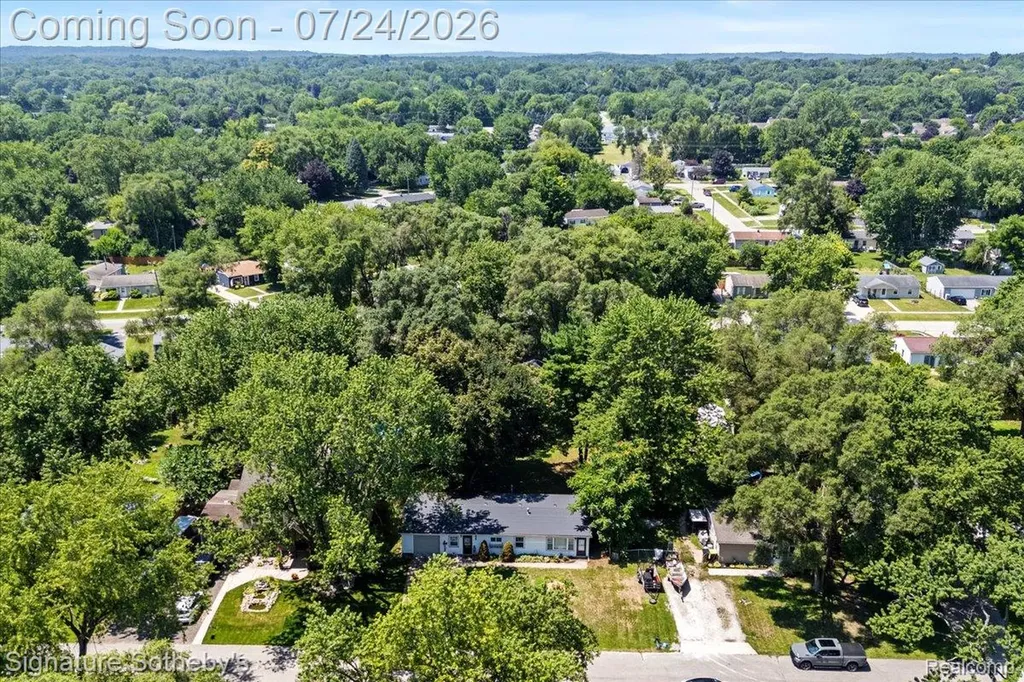6280 Beth Green Oak Township MI 48116