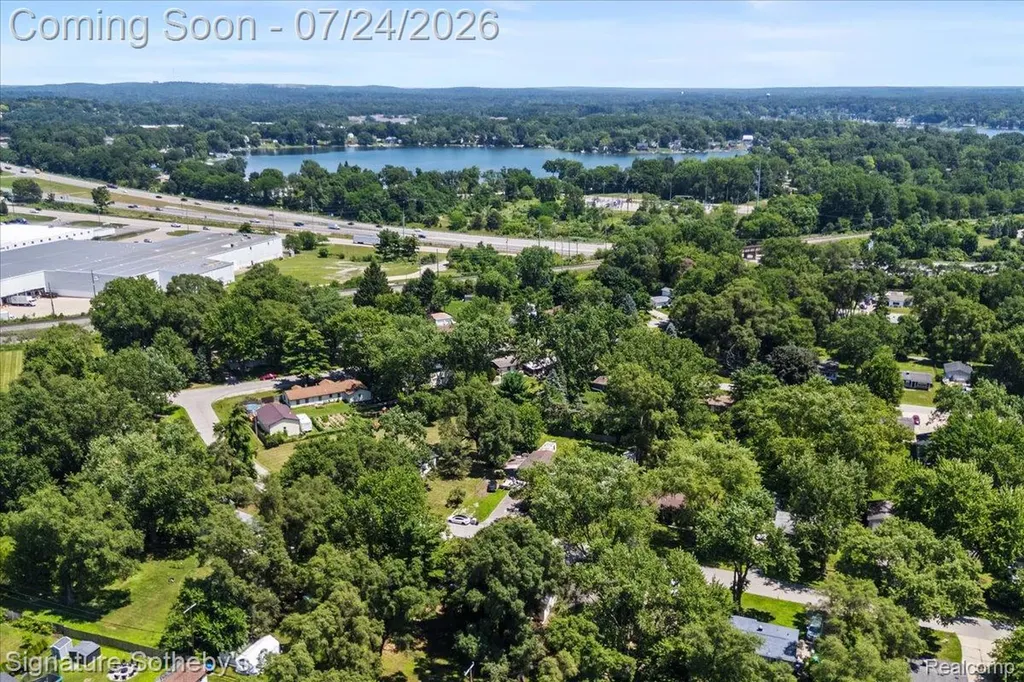 6280 Beth Green Oak Township MI 48116