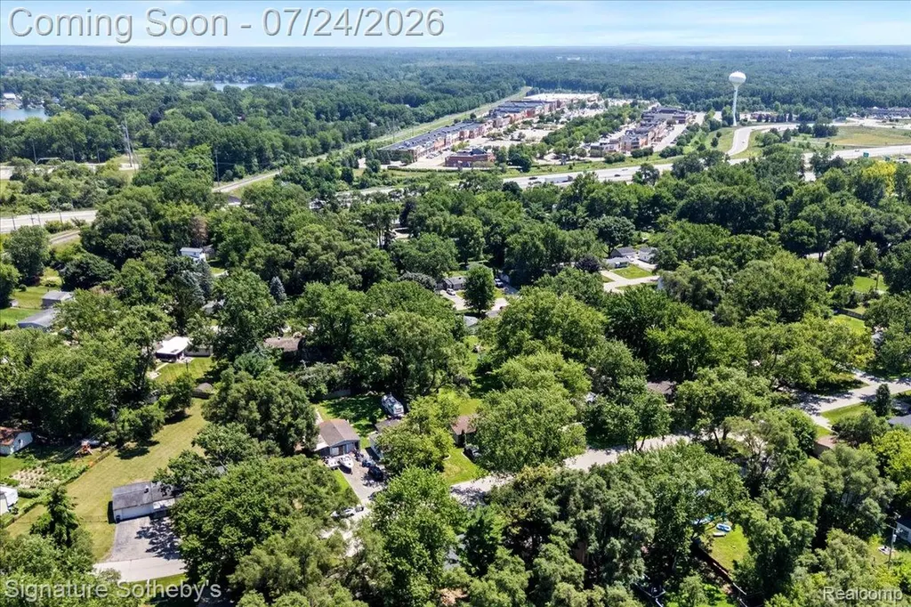 6280 Beth Green Oak Township MI 48116